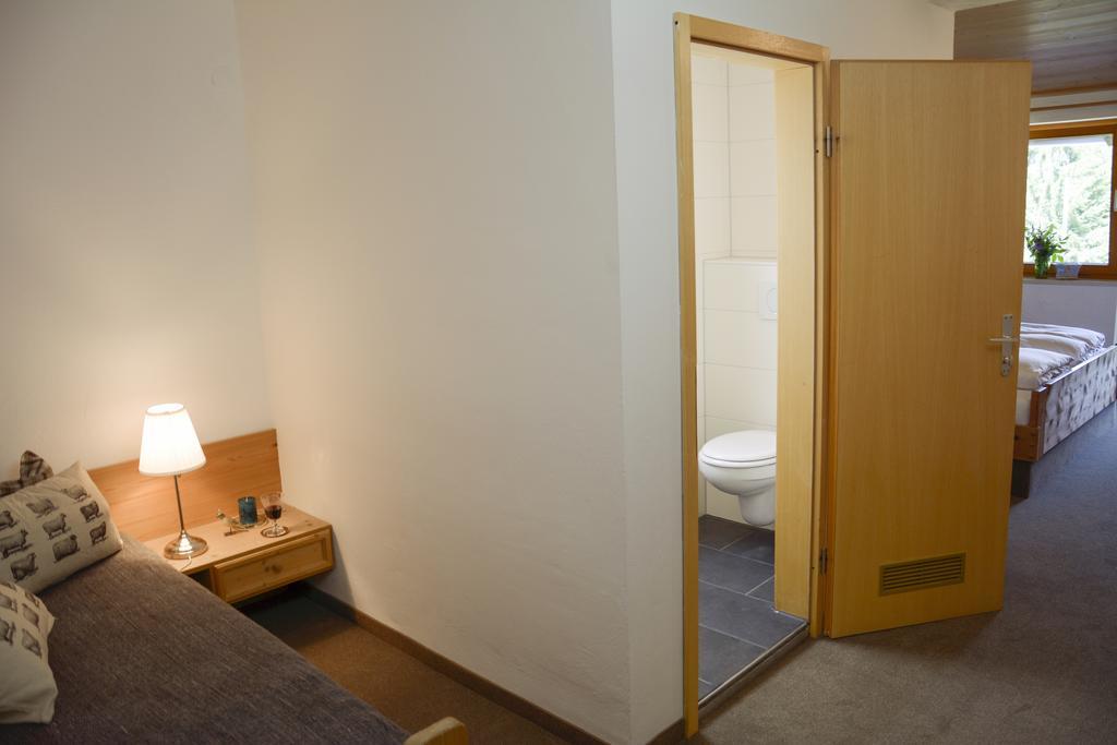Dreimaederlhaus Am Berg Apartment Pfronten Bagian luar foto