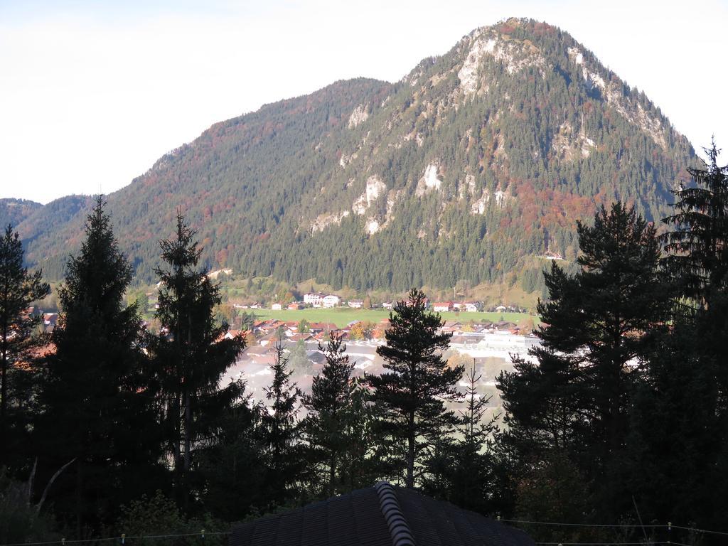 Dreimaederlhaus Am Berg Apartment Pfronten Bagian luar foto