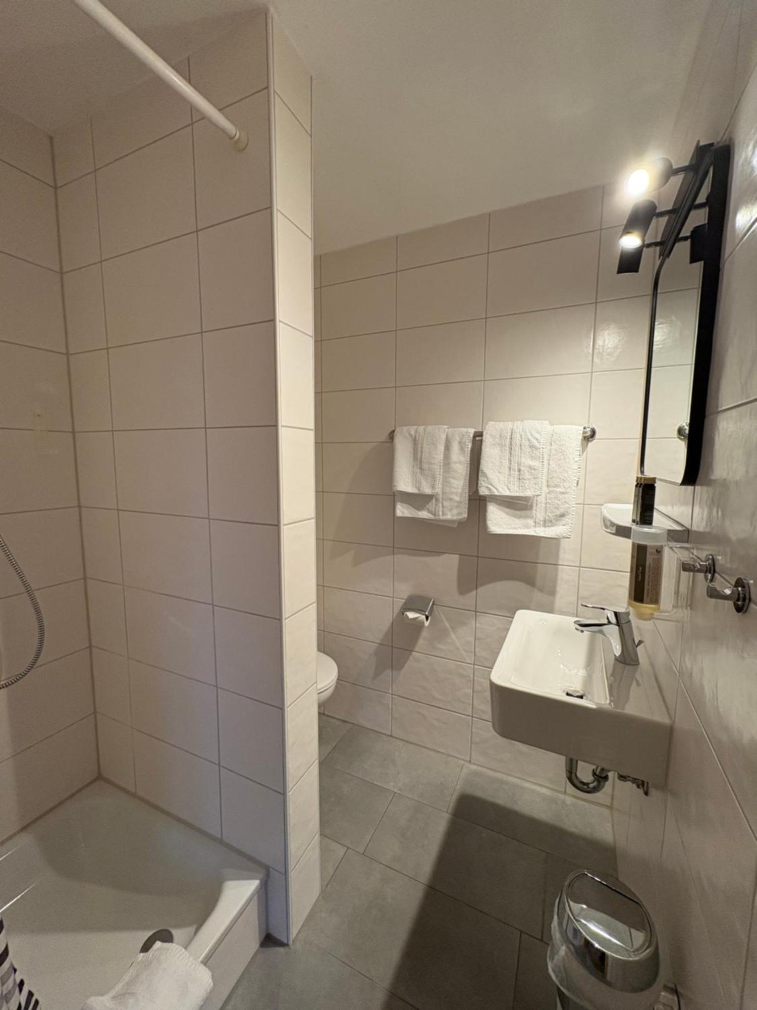 Dreimaederlhaus Am Berg Apartment Pfronten Bagian luar foto