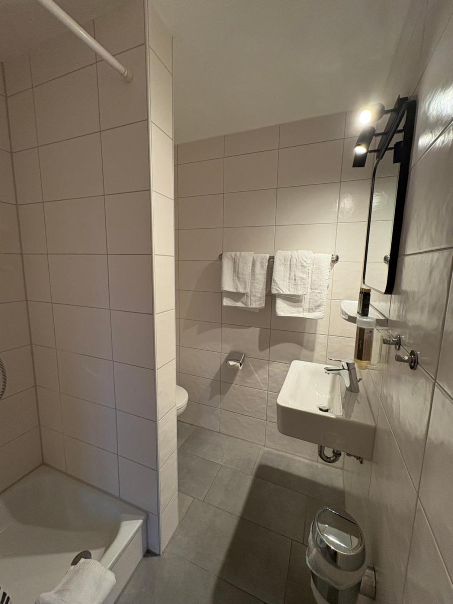 Dreimaederlhaus Am Berg Apartment Pfronten Bagian luar foto