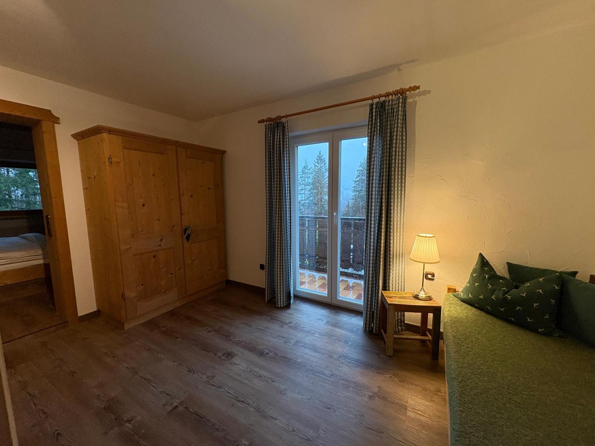 Dreimaederlhaus Am Berg Apartment Pfronten Bagian luar foto