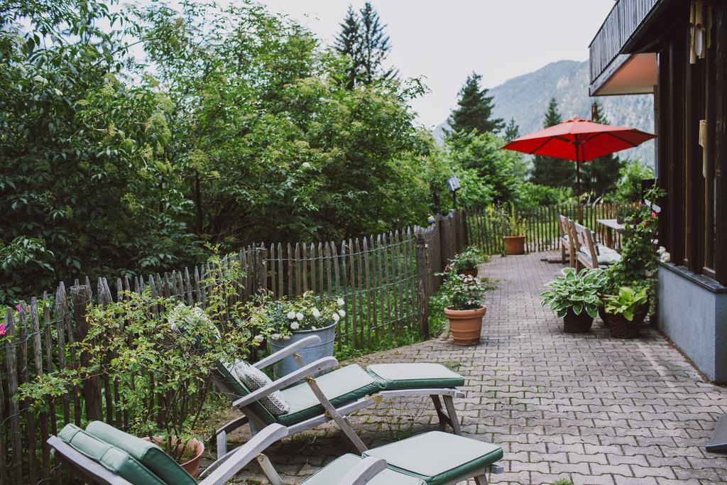 Dreimaederlhaus Am Berg Apartment Pfronten Bagian luar foto